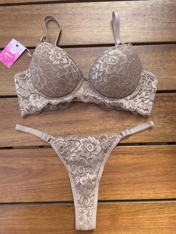 Conjunto armado de encaje y less regulable - Imagen 2