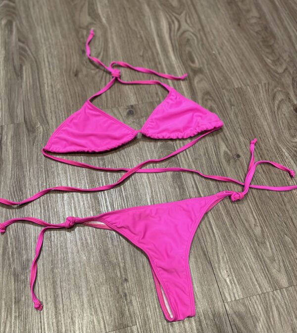 Bikini Guive