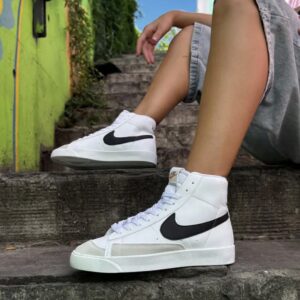 Nike Blazer Mid