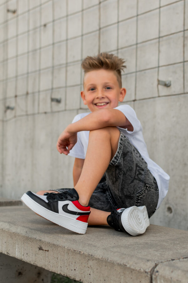 Jordan Low Niño
